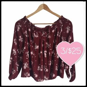 ⭐3/$25⭐ No Comment Floral 3/4 Sleeve Blouse